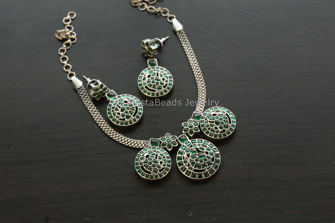 Ananya Kemp Stones Necklace Set - Green