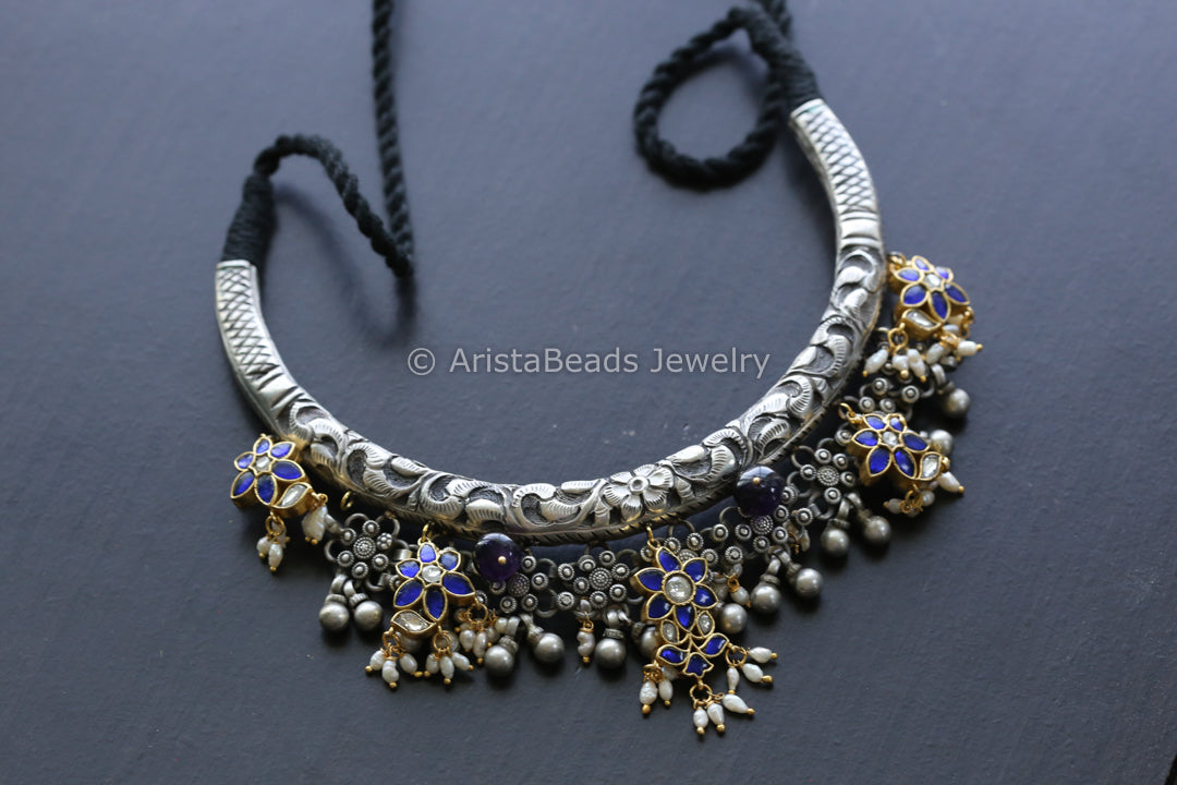 Jadau Kundan Dual Tone Hasli Necklace - Blue