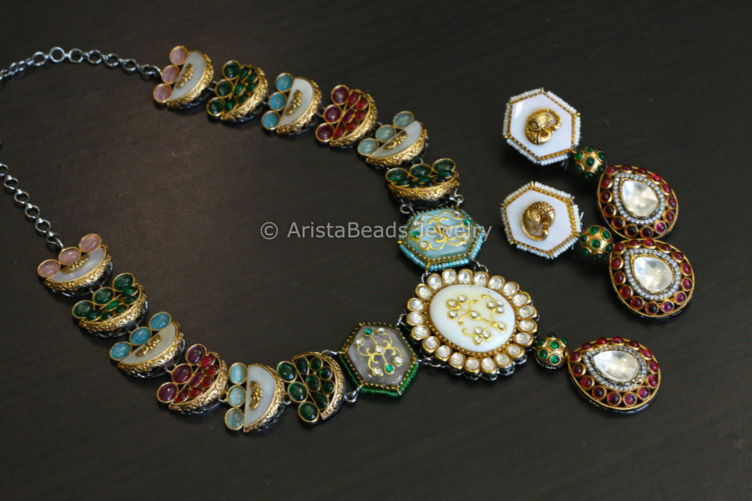 Sabya Inspired Contemporary Necklace Set