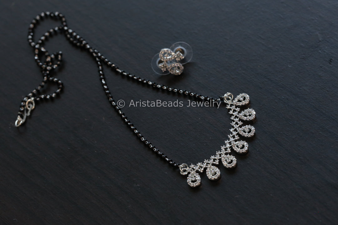 Black Bead Silver Necklace - Stye 11
