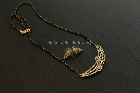 Black Bead Gold Necklace - Stye 3
