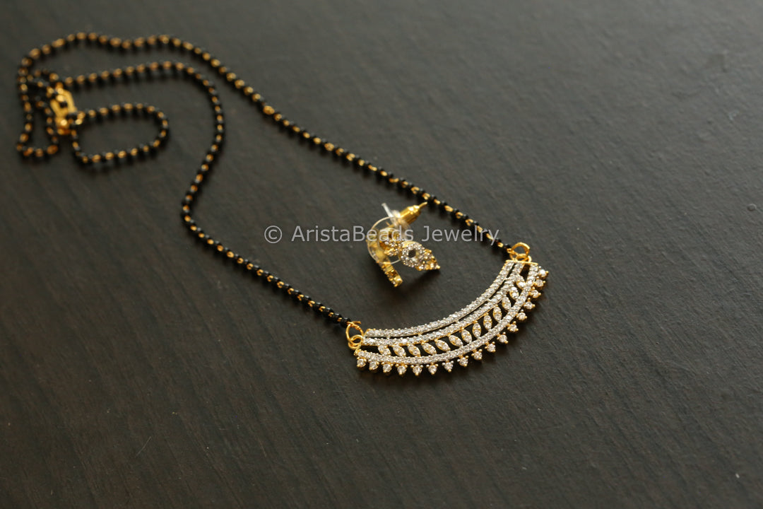 Black Bead Gold Necklace - Stye 5