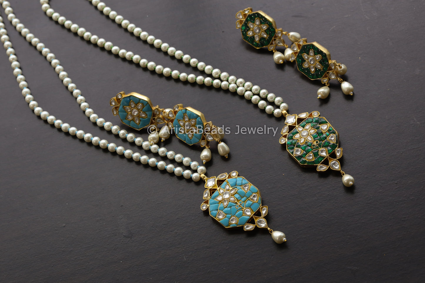 Jadau Takkar Kundan Work Necklace Set