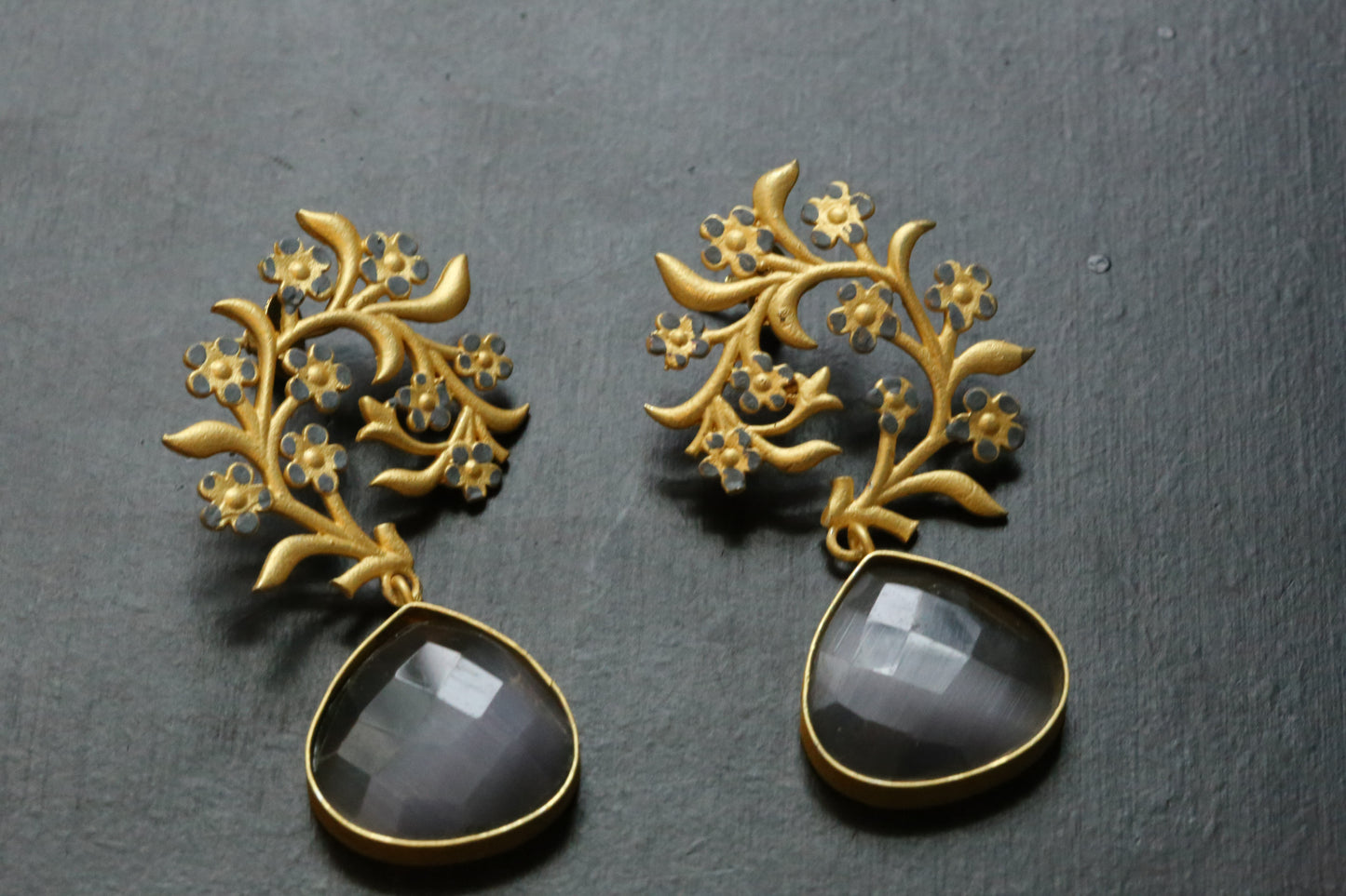 Gray Monalisa Candy Stone Earrings