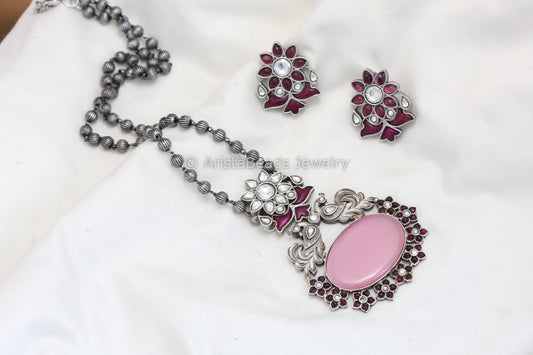 Kundan & Pink Monalisa Stone Necklace