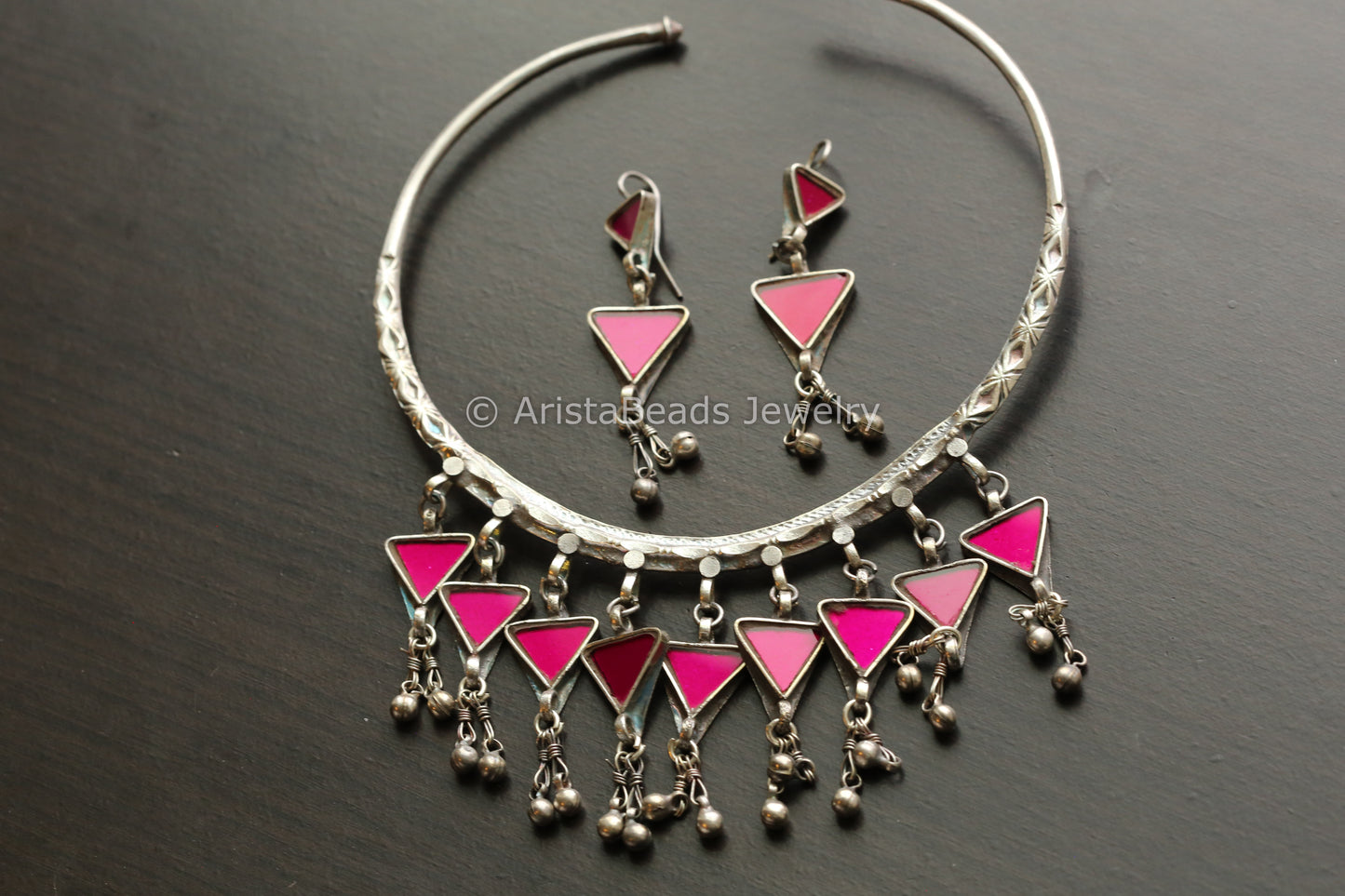 Real Glass Hasli Necklace Set- Pink