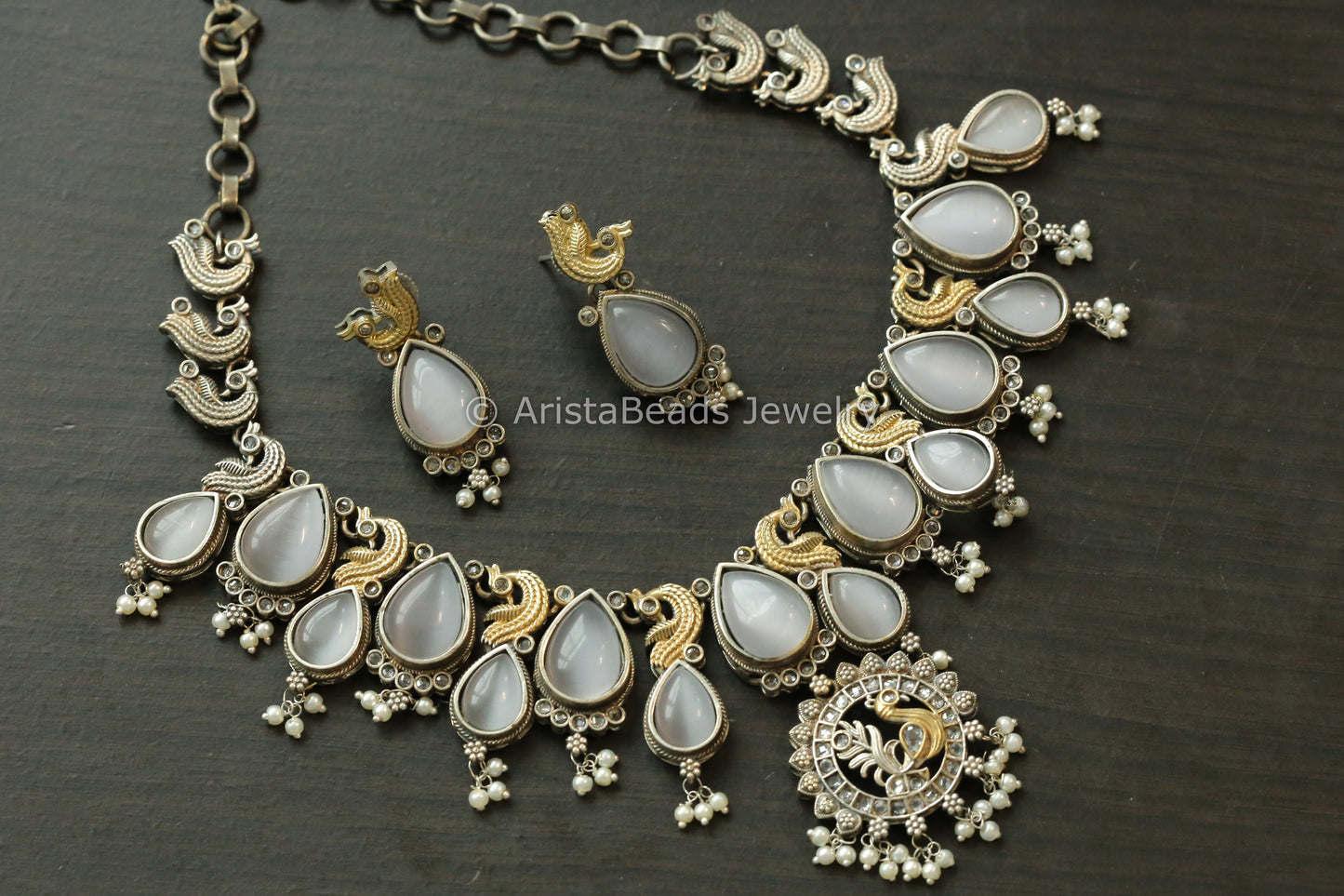 Dual Tone Gray Monalisa Stone Necklace Set