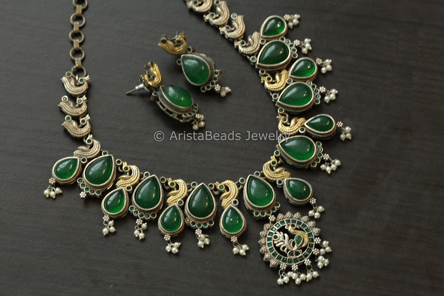 Dual Tone Green Monalisa Stone Necklace Set