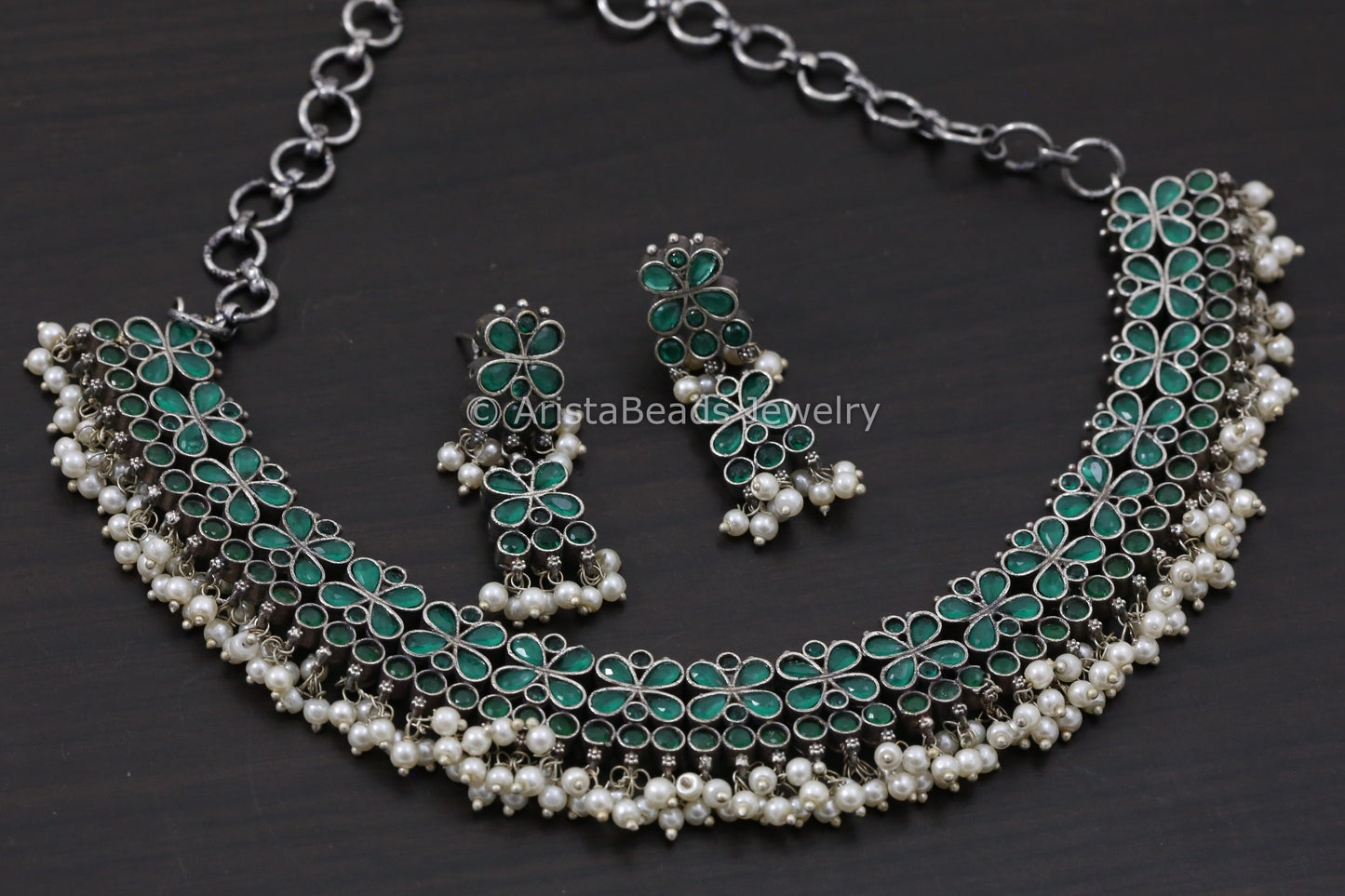 Green Guttapusalu Necklace Set