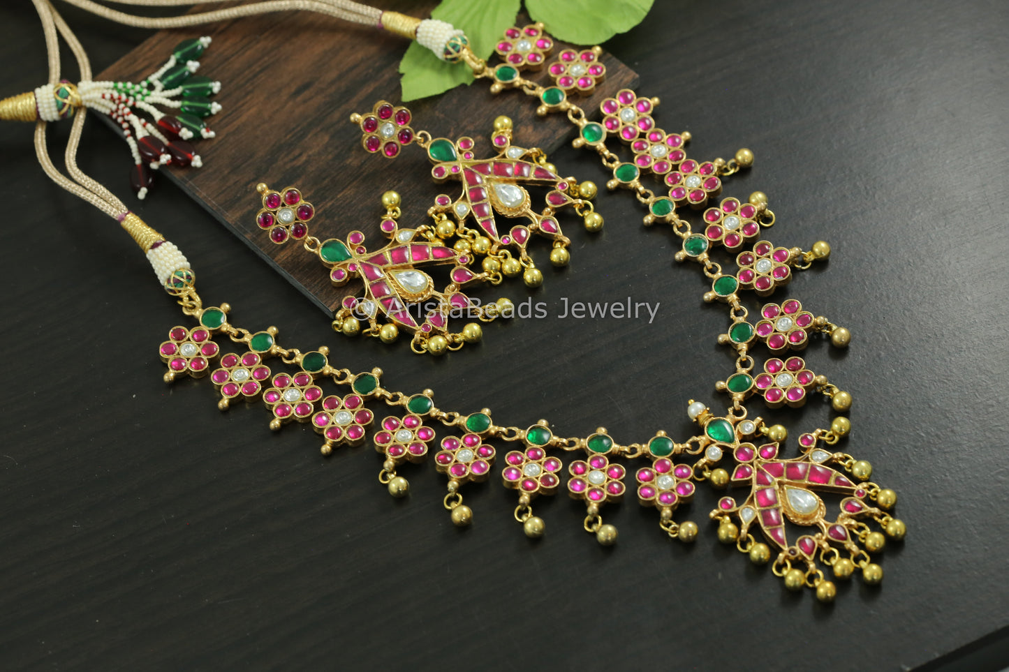 Jadau Kundan Gold Necklace Set