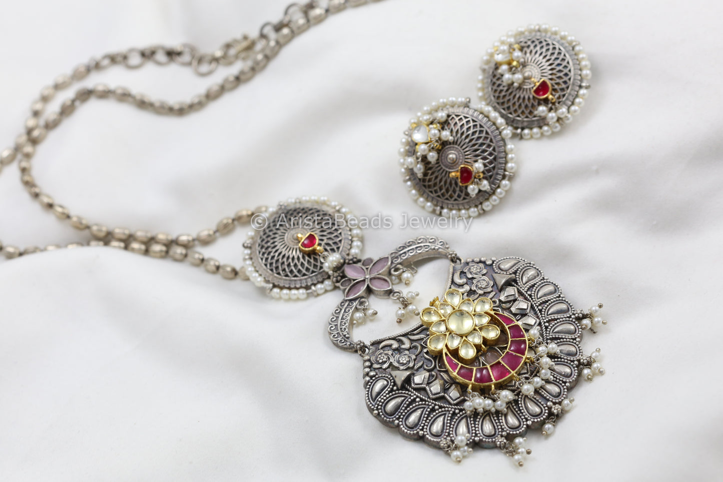 Silver Look Kundan Fusion Necklace Set