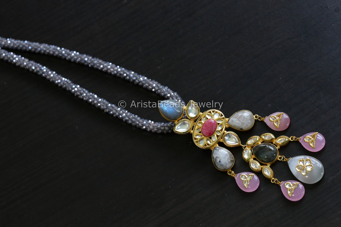 Classy SemiPrecious Stone & Kundan Necklace