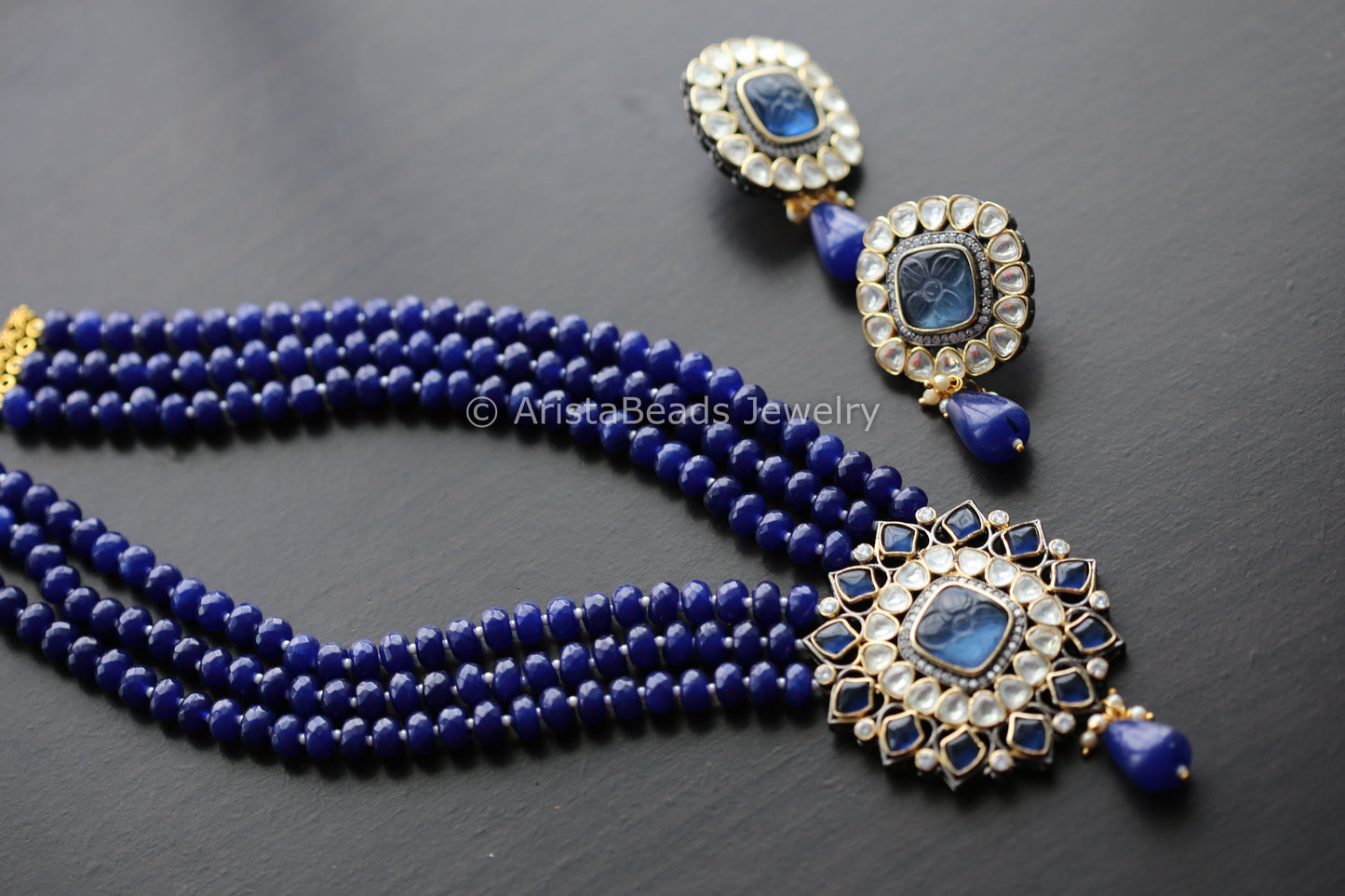 Foil Kundan Polki Carved Stone Necklace Set - Blue