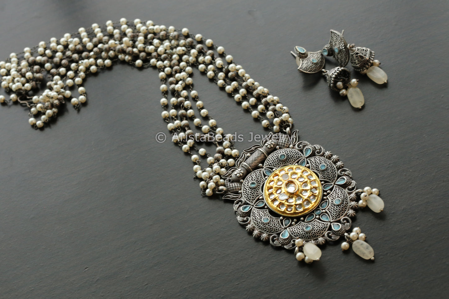 Oxidized Necklace With Blue CZ & Kundan Motif