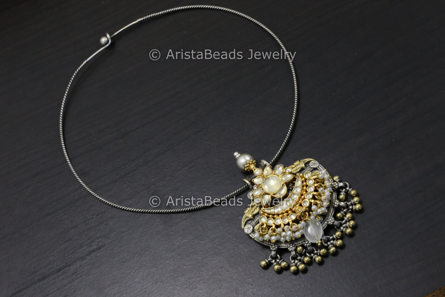 925 Silver Kundan Motif Hasli Necklace