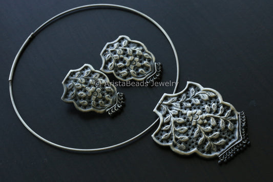Chatai Work Hasli Necklace Set