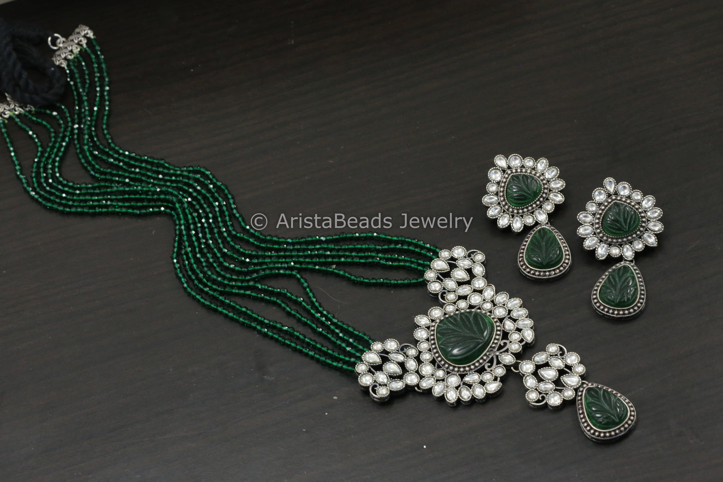 Green Carved Stone Necklace Set
