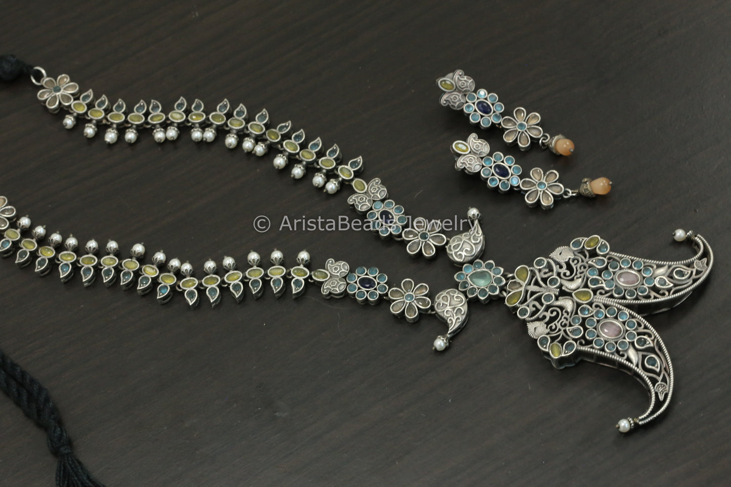 Multicolor AD Puligoru Claw Necklace Set