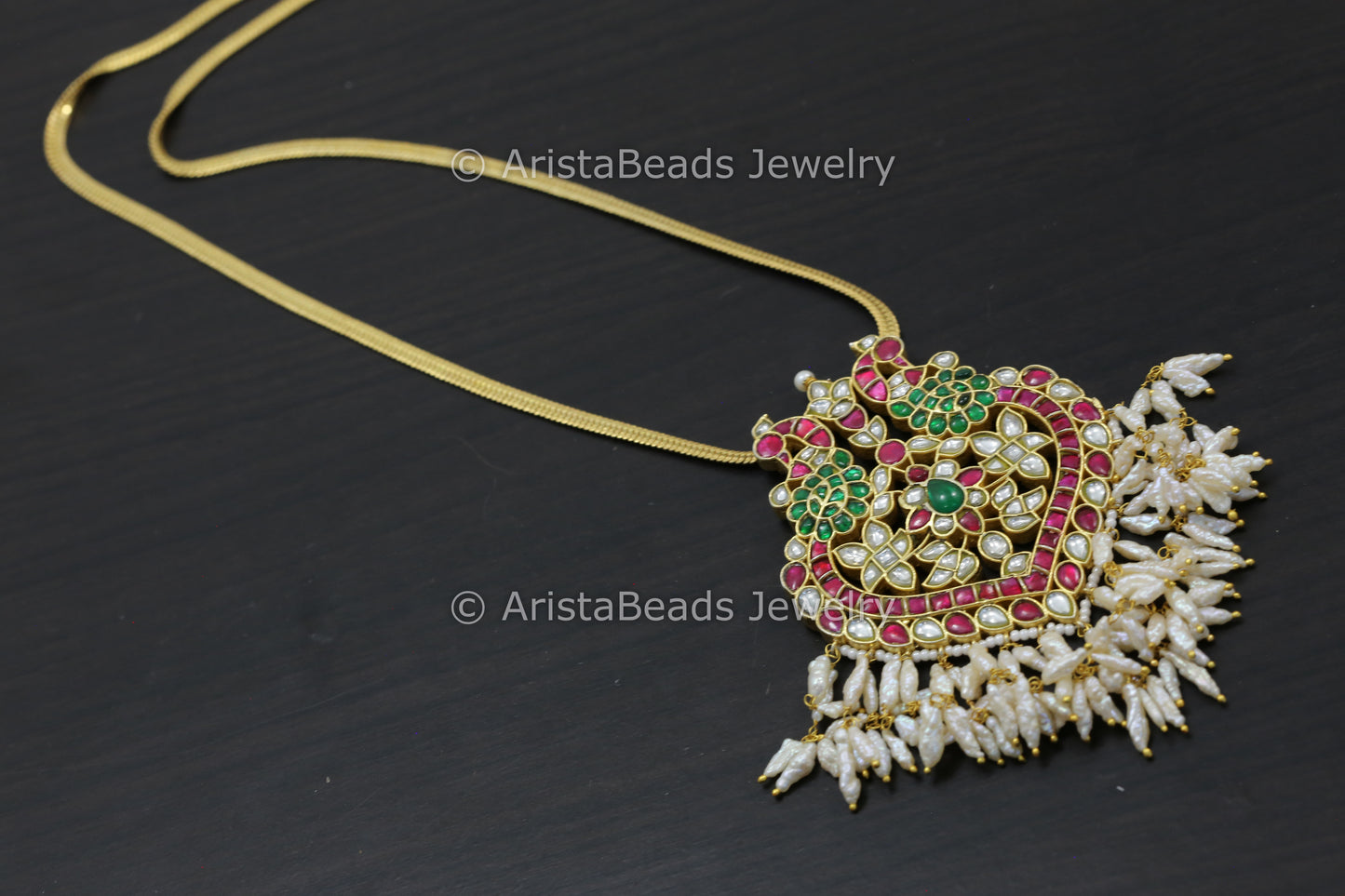Jadau Kundan Necklace In Gold Chain
