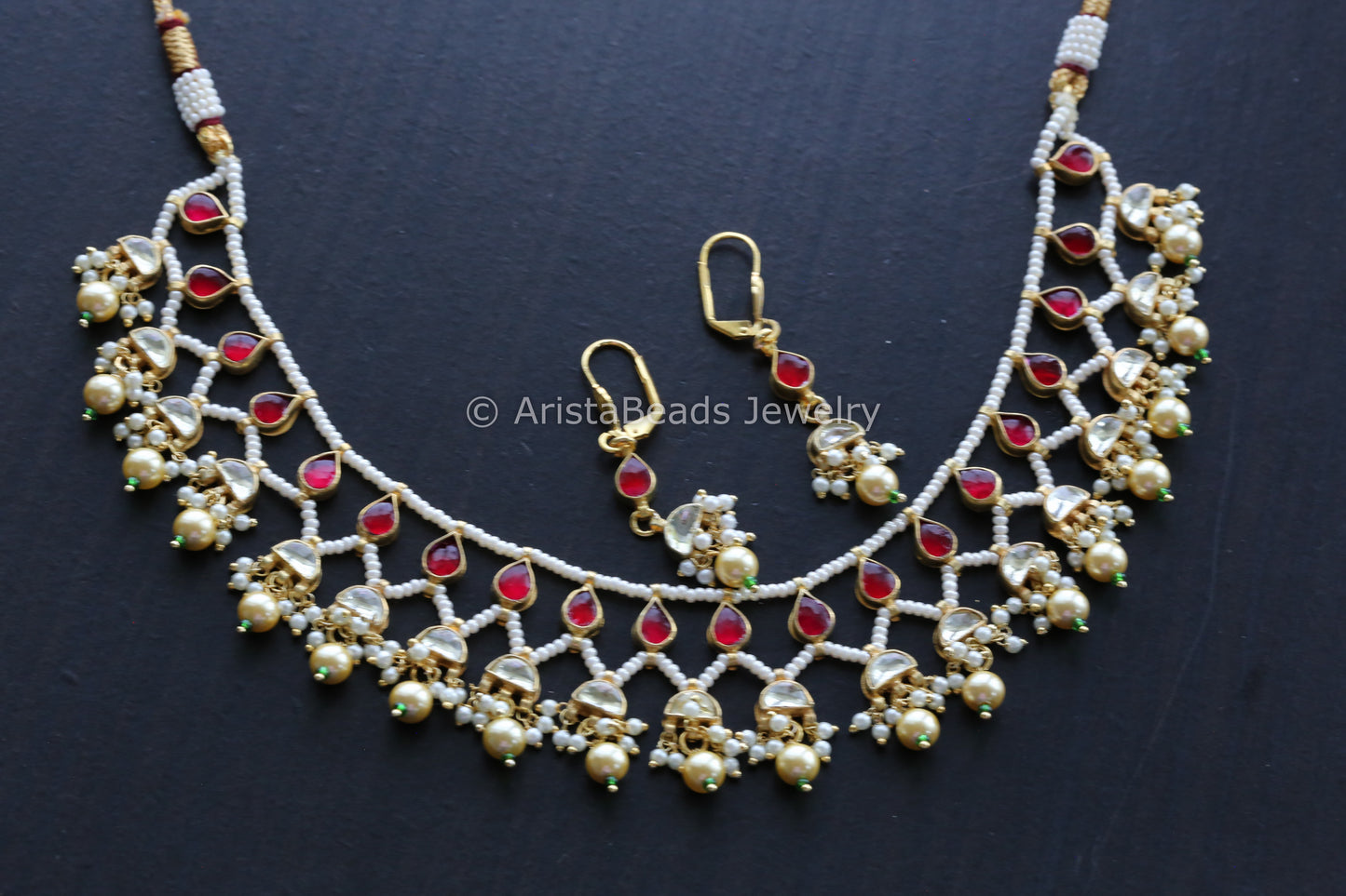 Delicate Pachi Kundan Necklace Set