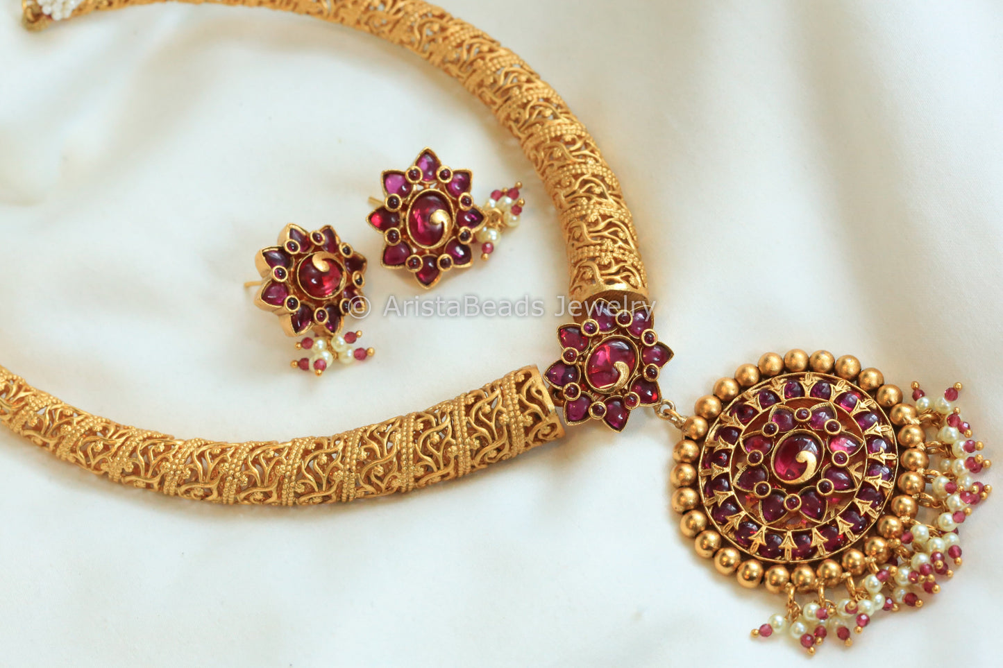 Antique Gold Hasli Necklace Set