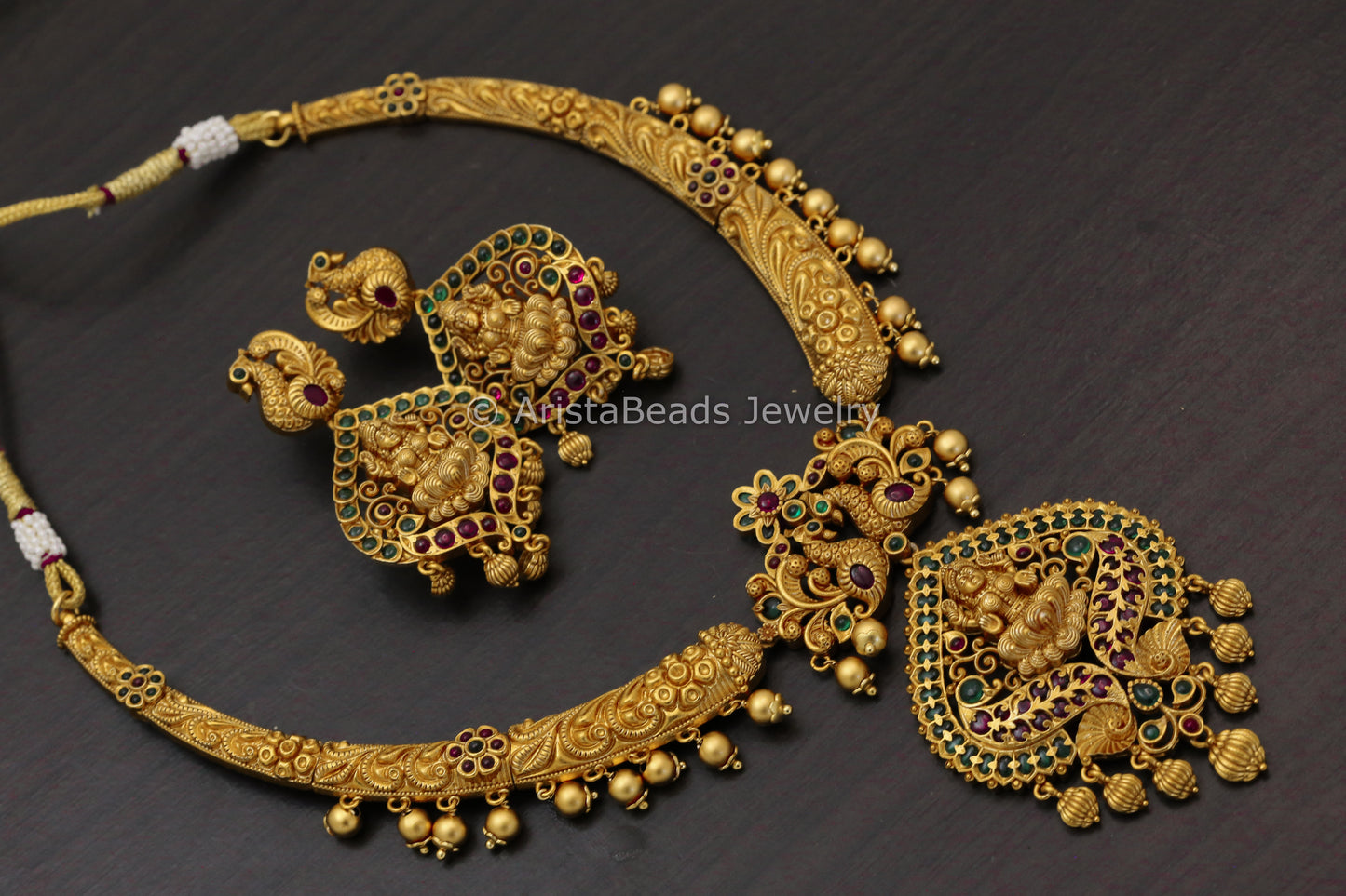 Nakshi Ruby GreenKemp Stones Hasli Necklace Set