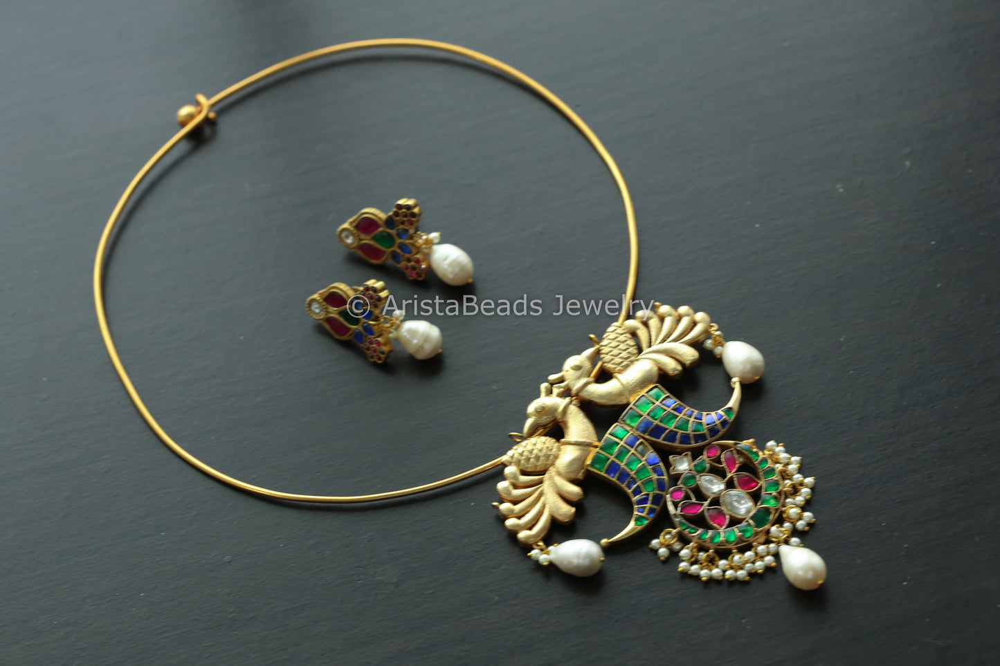 Fusion Jadau Kundan Hasli Necklace Set