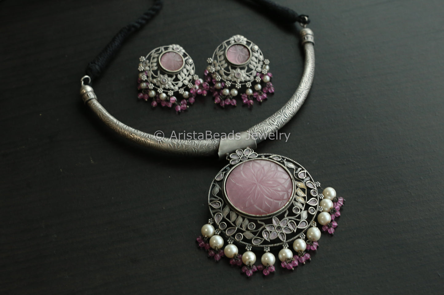 Pink Carved Stone Hasli Necklace Set
