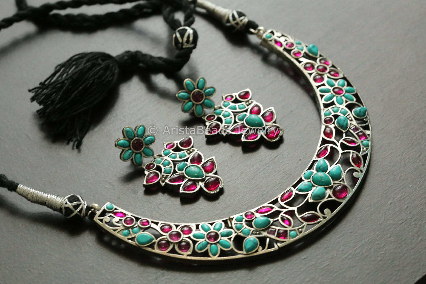 Handmade Oxidized Hasli Necklace - Turquoise Ruby