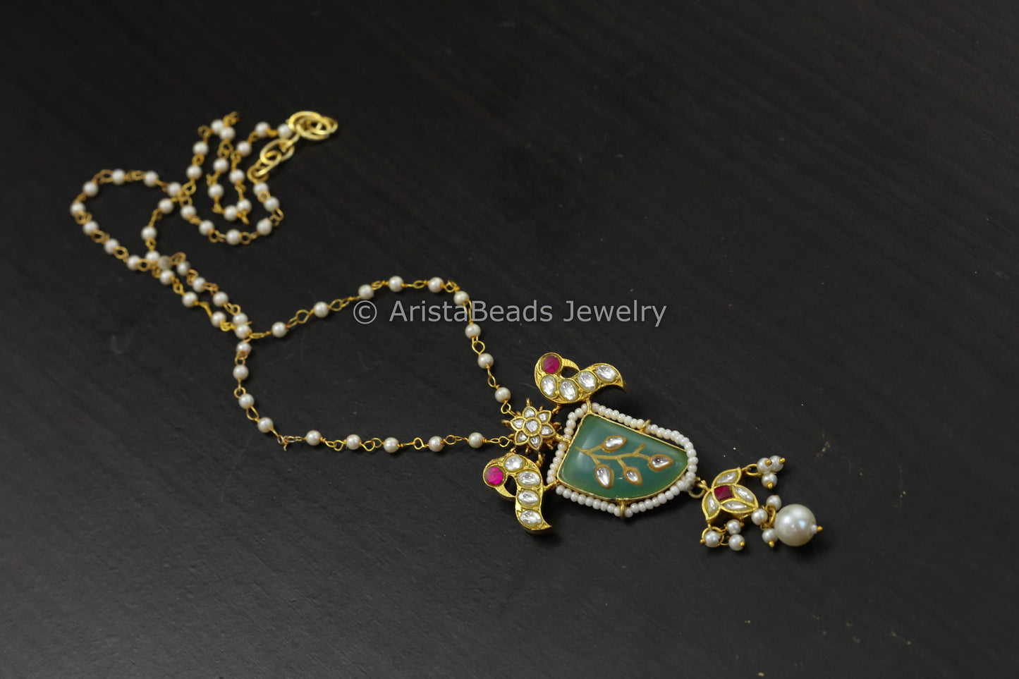 Dainty Jadau Kundan Pendant Necklace