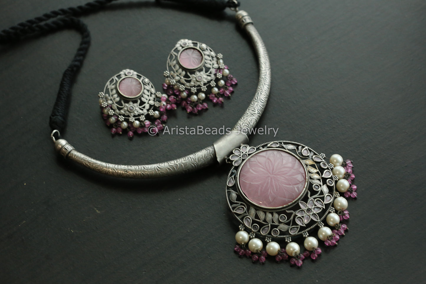 Pink Carved Stone Hasli Necklace Set